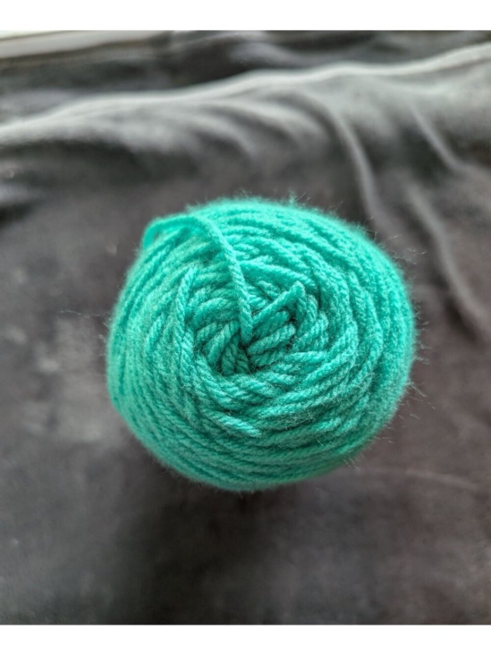 Big Twist Value Acrylic Yarn - Jade Green - Picture 4 of 4